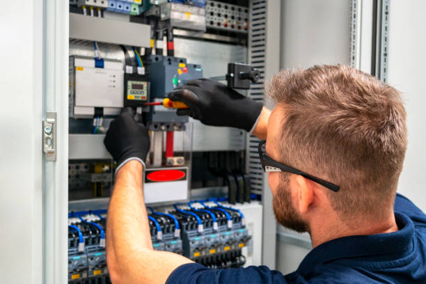 Best Affordable Emergency Electrician  in Estero, FL